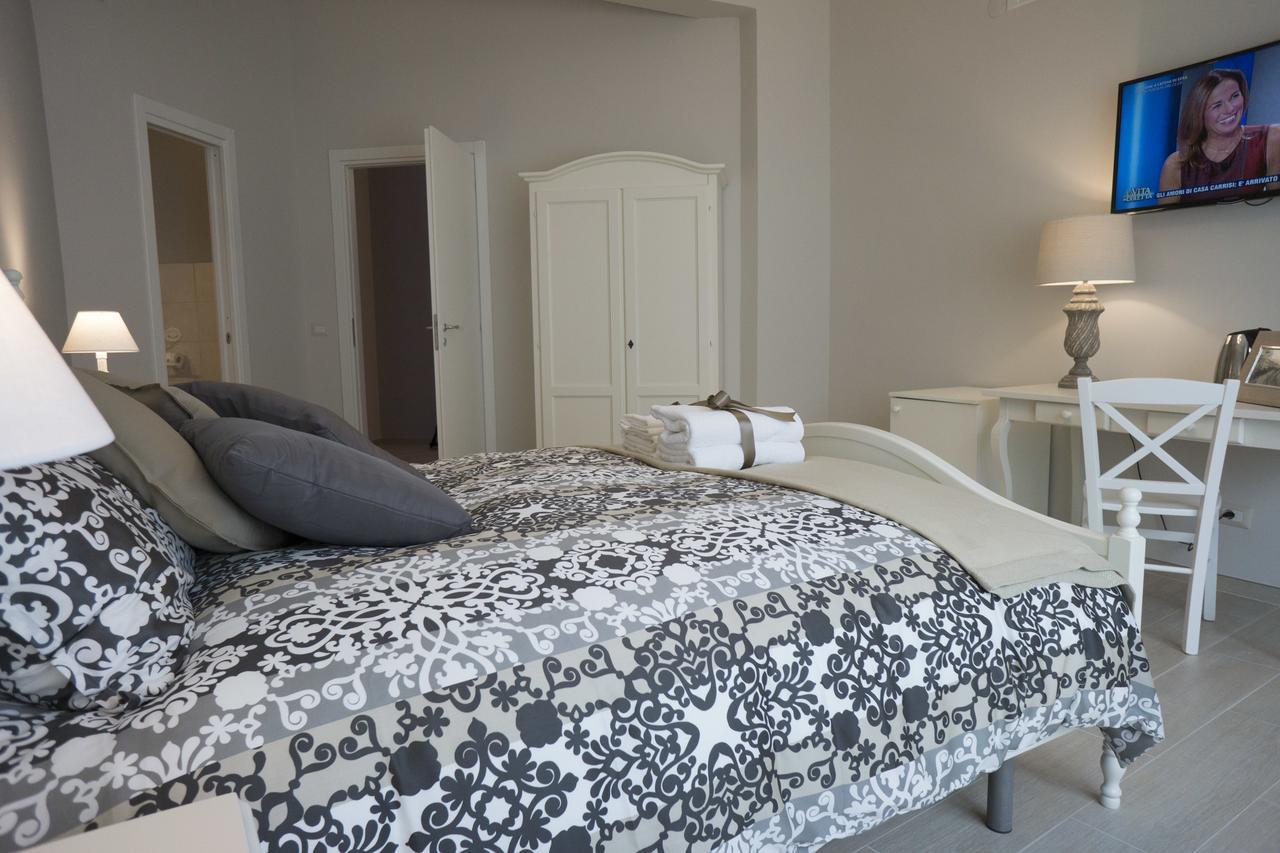B&B Donna Ada Салерно Екстериор снимка