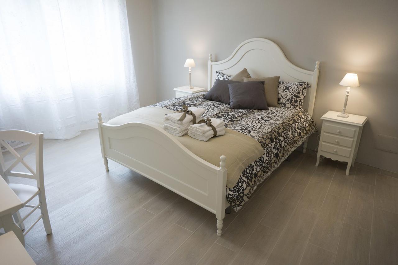 B&B Donna Ada Салерно Екстериор снимка